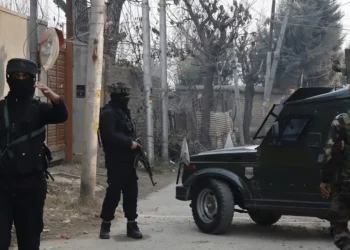 سری نگر کے زونی مر میں شوٹ آؤٹ میں پولیس اہلکار از جان