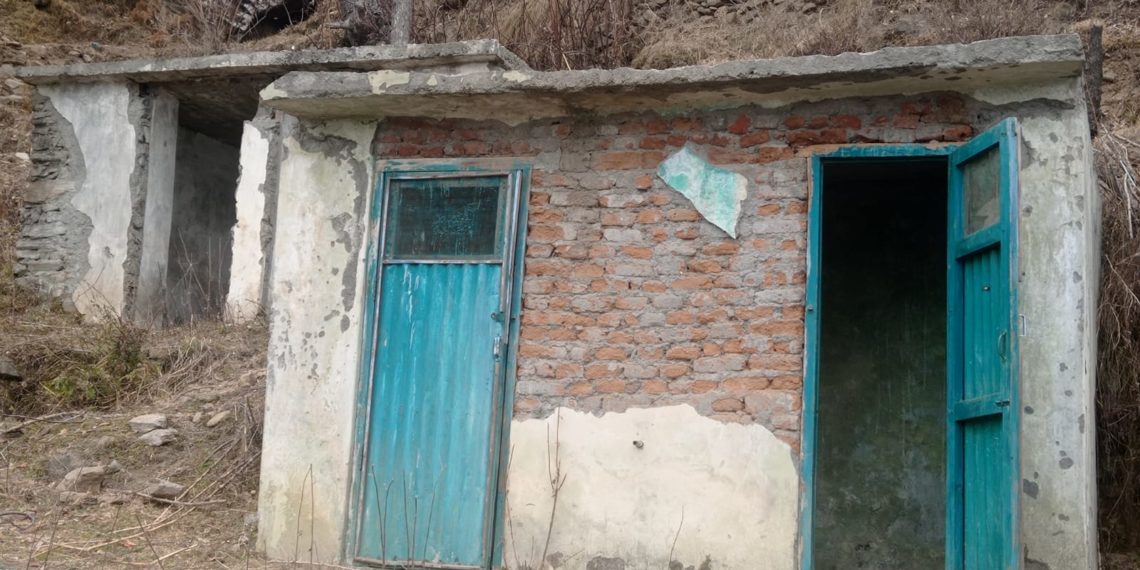 ٹٹائی کشتواڑ:ڈیجیٹائزیشن سے ناواقف گاوں