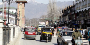 بارشوں کے باوجود شبانہ درجہ حرارت معمول سے زیادہ درج
