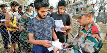 کووڈ کی وجہ سے فوج میں بھرتی کا عمل متاثر: وزارت دفاع