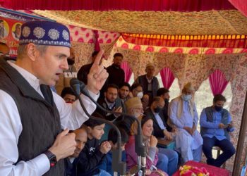کشمیر فائلز نامی فلم سچائی کے ساتھ کھلواڑ ہے: عمر عبداللہ