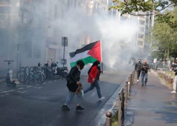 اسرائیلی فوجیوں کے ساتھ جھڑپوں میں فلسطینی مظاہرین زخمی