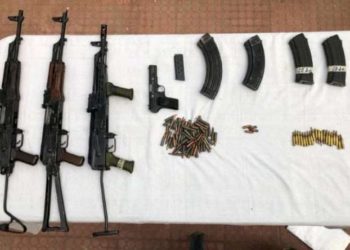 پونچھ میں ایل او سی کے نزدیک اسلحہ و گولہ بارود بر آمد: فوج