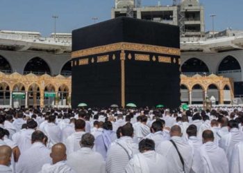 اجازت نامہ کے بغیر عمرہ ادائیگی پر 10 ہزار ریال جرمانہ ہوگا