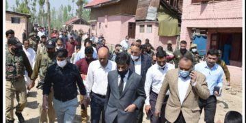 چیف سیکرٹری نے ڈل جھیل ماڈل ان سیٹو بحالی اور سیاحتی دیہات کی ترقی کی پیش رفت کا معائینہ کیا