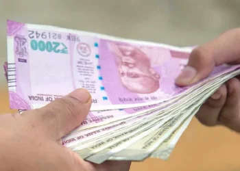 نوجوان کی رہائی کیلئے ایک لاکھ روپیہ وصول کرنے کا الزام ، بی جے پی لیڈر اور سرپنچ کے خلاف مقدمہ درج