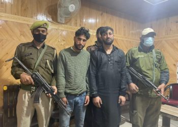 کپواڑہ میں دو منشیات فروش گرفتار، ممنوع نشیلی اشیاء ضبط : پولیس