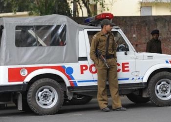 اترپردیش میں ’پاکستانی گانے‘ سننے پر دو مسلمان گرفتار