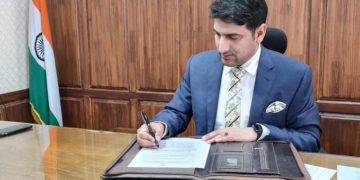 ’معیاری سی سی ٹی کیمرے استعمال کریں اور مشکوک نقل وحمل کے متعلق پولیس کو مطلع کریں‘