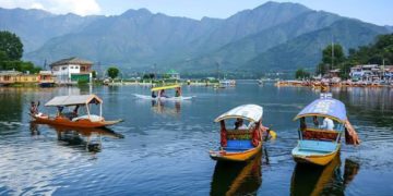 کشمیر میں شبانہ درجہ حرارت مسلسل معمول سے زیادہ ریکارڈ