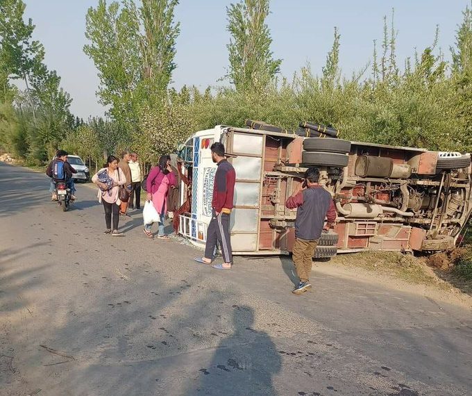اننت ناگ حادثے میں 6 سیاح زخمی