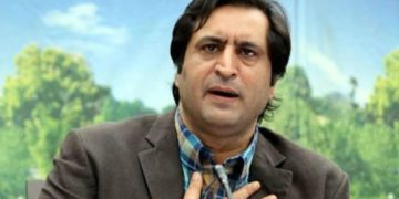 تشدد کا مقصد کشمیر کی معیشت کو تباہ کرنا ہے: سجاد غنی لون