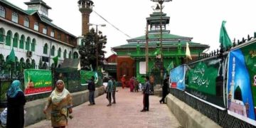  بلند پایہ ولی کامل حضرت شیخ داوود (رح) کا عرس مبارک عقیدت و احترام سے منایا جا رہا ہے