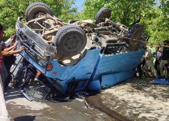  شوپیاں میں سڑک حادثہ، کم سے کم چھ سی آر پی ایف اہلکارزخمی