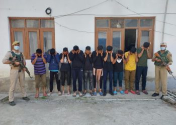 یاسین ملک کے گھر کے باہر ملک مخالف نعرہ بازی کرنے والے 10 ملزم گرفتار: پولیس