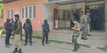 چار اپریل سے ابتک جنگجووں کے حملے میں دوکشمیری پنڈت از جان، ایک زخمی