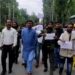 بارہ مولہ میں کشمیری پنڈت ملازمین کا احتجاج جاری