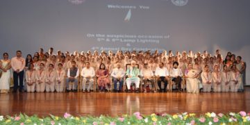 لیفٹیننٹ گورنر نے شری ماتا ویشنودیوی کالج آف نرسنگ کی لیمپ لائٹنگ تقریب میں شرکت کی