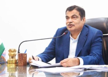 موجودہ مالی سال میں 18000 کلومیٹر قومی شاہراہیں بنائی جائیں گی: گڈکری