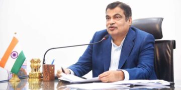 موجودہ مالی سال میں 18000 کلومیٹر قومی شاہراہیں بنائی جائیں گی: گڈکری