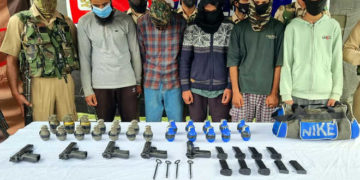بارہ مولہ گرینیڈ حملے میں ملوث چار جنگجو اور ایک اعانت کار گرفتار : آئی جی کشمیر