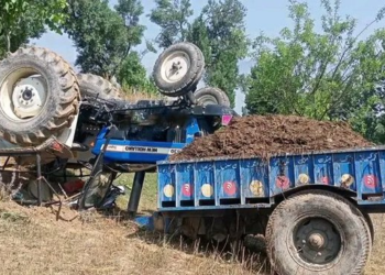 جنوبی کشمیر کے پامپور میں ٹریکٹر الٹنے سے دو افراد از جان