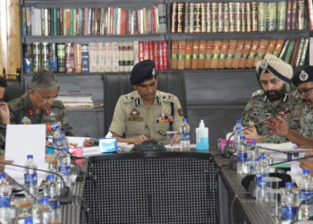 امرناتھ یاترا: آئی جی پی کشمیر نے اننت ناگ میں آخری سیکورٹی جائزہ میٹنگ کی