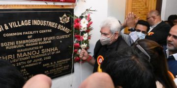 لیفٹیننٹ گورنرنے بڈگام میںسکھ ناگ سوزنی ہیریٹیج کلسٹر کا افتتاح کیا