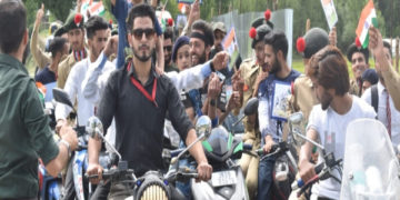 وادی لولاب میں نوجوانوں نے کرگل وجے دیوس کے نام پر بائیک ریلی کا اہتمام کیا