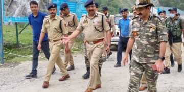 پولیس چیف نے بالہ تل اور دومیل می سیکورٹی صورتحال کا جائزہ لیا، باہمی تال میل بنائے رکھنے پر زور