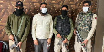 ساس پر چاقو سے حملہ کرنے کی پادائش میں نوجوان گرفتار