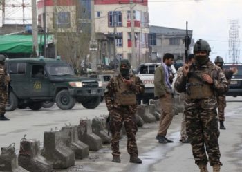 کابل میں گردوارے میں حملہ آورں اور طالبان کا مقابلہ جاری؛ 2 ہلاکتیں