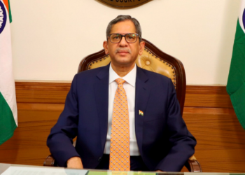 بحث ومباحثہ اوربہتر فیصلے سے آگے بڑھاجاسکتا ہے: چیف جسٹس رمنا