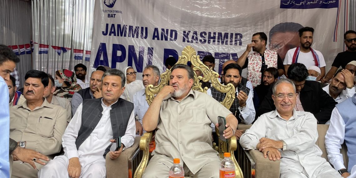 قیام امن ناگزیر، پر امن ماحول ہی عوام کے بہتر مستقبل کی راہ ہموار کرسکتا ہے: الطاف بخاری