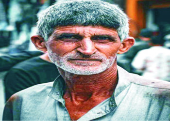رزقِ حلال کی اہمیت کو سمجھنے کا ایک مثالی کردار!’حمال ‘عبدالحمید مغل