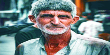 رزقِ حلال کی اہمیت کو سمجھنے کا ایک مثالی کردار!’حمال ‘عبدالحمید مغل