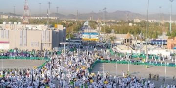 حج2022: میدان عرفات کی فضاء حجاج کی رقت آمیز دعاؤں سے گونج اٹھی