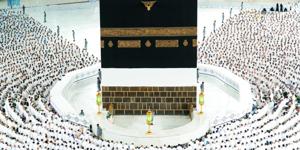 عازمین حج رکنِ اعظم کی ادائیگی کے لیےعرفات روانہ، خطبہ حج آج ہوگا