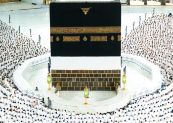 عازمین حج رکنِ اعظم کی ادائیگی کے لیےعرفات روانہ، خطبہ حج آج ہوگا
