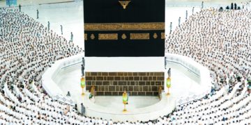عازمین حج رکنِ اعظم کی ادائیگی کے لیےعرفات روانہ، خطبہ حج آج ہوگا