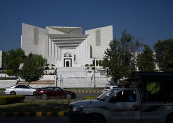 پاکستان:ڈپٹی سپیکر رولنگ غیر آئینی قرار، پرویز الٰہی پنجاب کے نئے وزیراعلیٰ