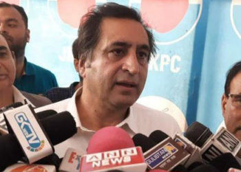 یاسین ملک مناسب ٹرائیل کے مستحق ہیں، انصاف یکطرفہ معاملہ نہیں ہوسکتا : سجاد لون