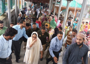 جموں و کشمیر وقف بورڈ کیچیئرپرسن نے کی سنی علماء کونسل جموں وکشمیر کی تقریب میں شرکت