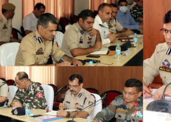 15اگست کی تقریبات کے حوالے سے جموں اور سرینگر میں اعلیٰ سطحی سیکورٹی میٹنگ