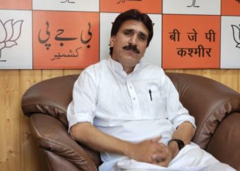 محبوبہ اور فاروق عبد اللہ بھوکھلاہٹ کے شکار:بی جے پی