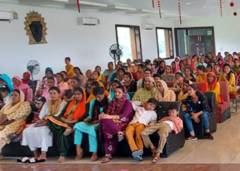 جموں وکشمیر کھادی اینڈ وِلیج اِنڈسٹریز بورڈ کا کٹھوعہ کی خواتین کاروباریوں کیلئے بیداری پروگرام کا اِنعقاد