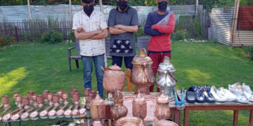 بارہمولہ میں دو الگ الگ چوری کی وارداتیں حل، لاکھوں روپیہ مالیت کی مسروقہ املاک برآمد