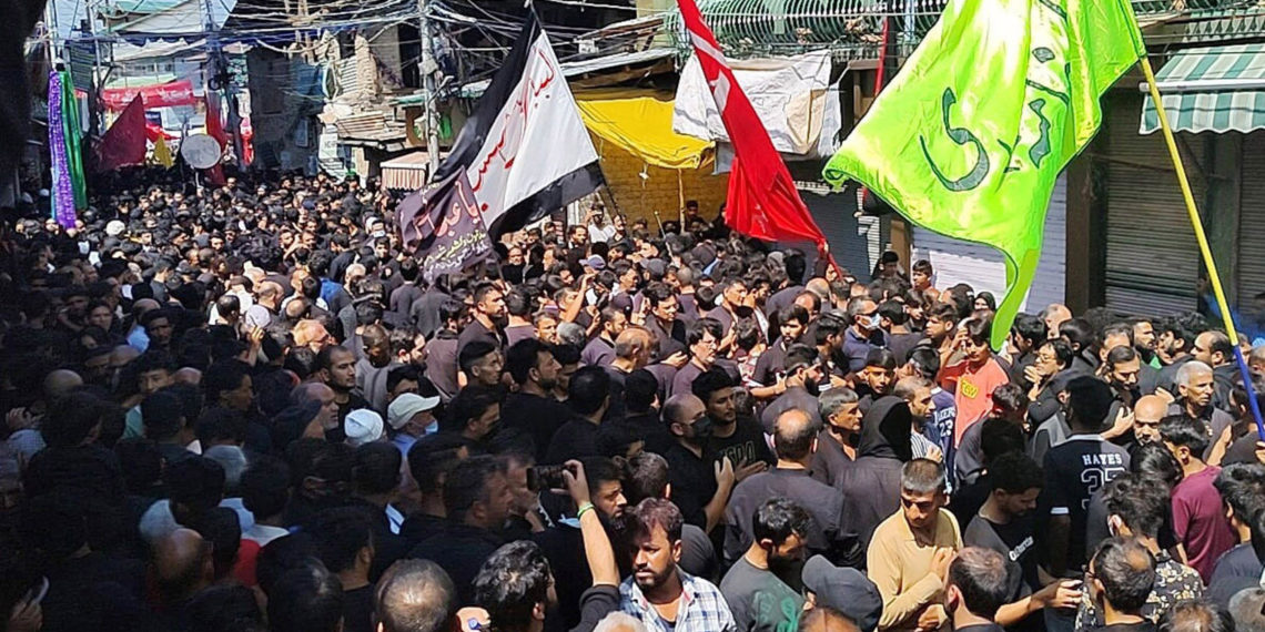 جموں و کشمیر میں یوم عاشورہ پر عزادداری کے بڑے جلوس برآمد