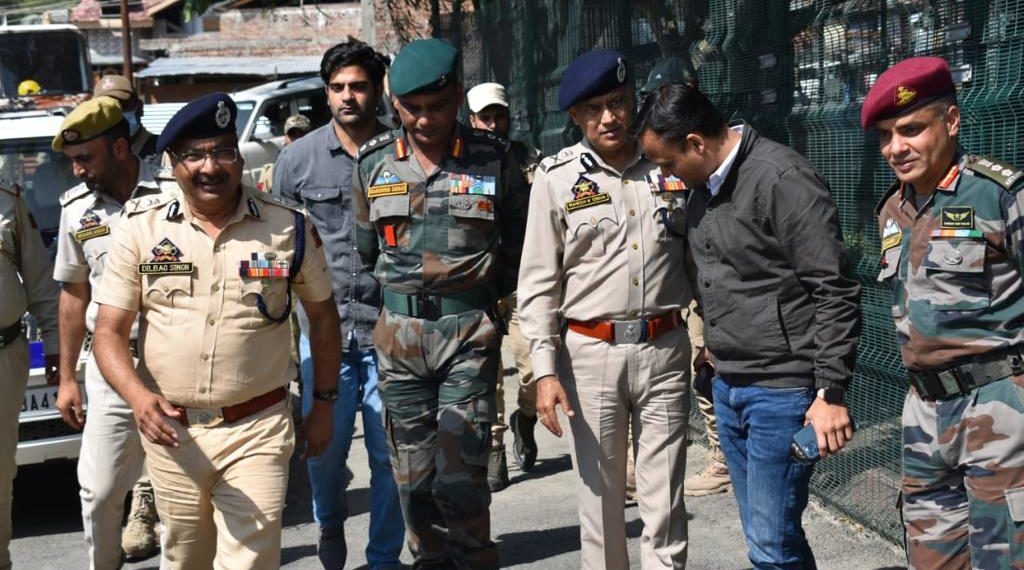 ڈی جی پی نے ضلع کپواڑہ میں آگے کے علاقوں کا دورہ کیا