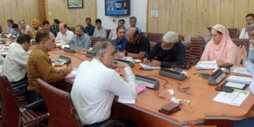 کسانوں کی شکایات کا ازالہ اَفسران کی اوّلین ترجیح ہونی چاہیے:اَتل ڈولو